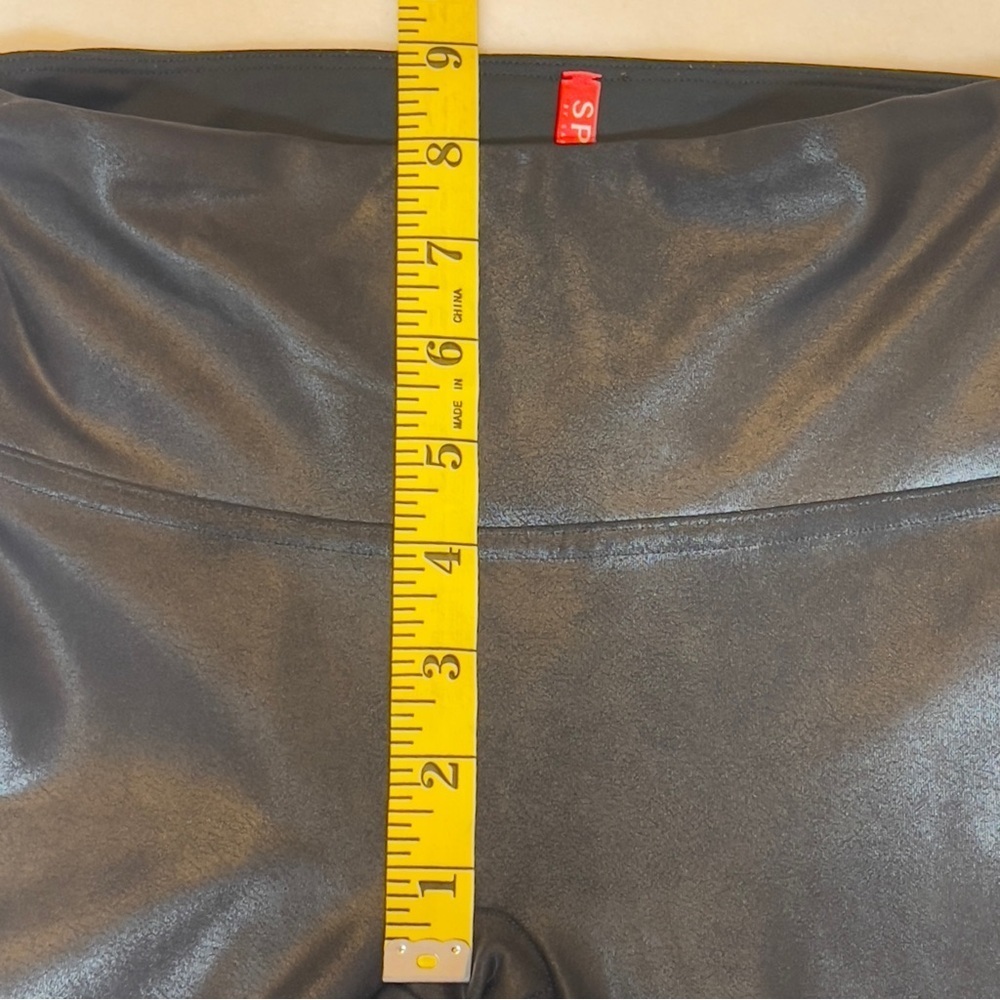 Spanx Faux Leather Moto Leggings Black High Waist Shaping Slimming Pants S/P - Picture 15 of 15